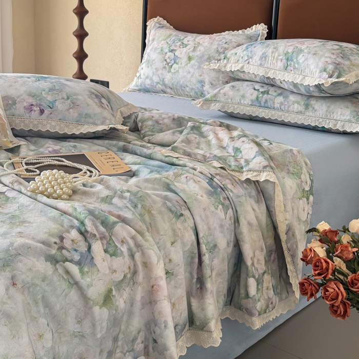 91家纺网 家纺一手货源 找家纺 眠博士2025新款双层纱印花法式花边夏被  夏被-花曲里（蓝）