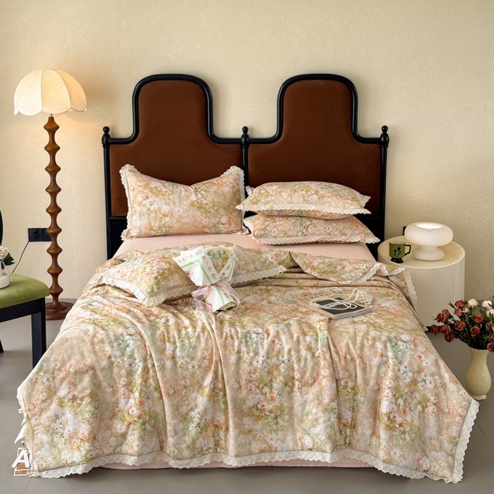 91家纺网 家纺一手货源 找家纺 眠博士2025新款双层纱印花法式花边夏被  夏被-烟雨江南（黄）