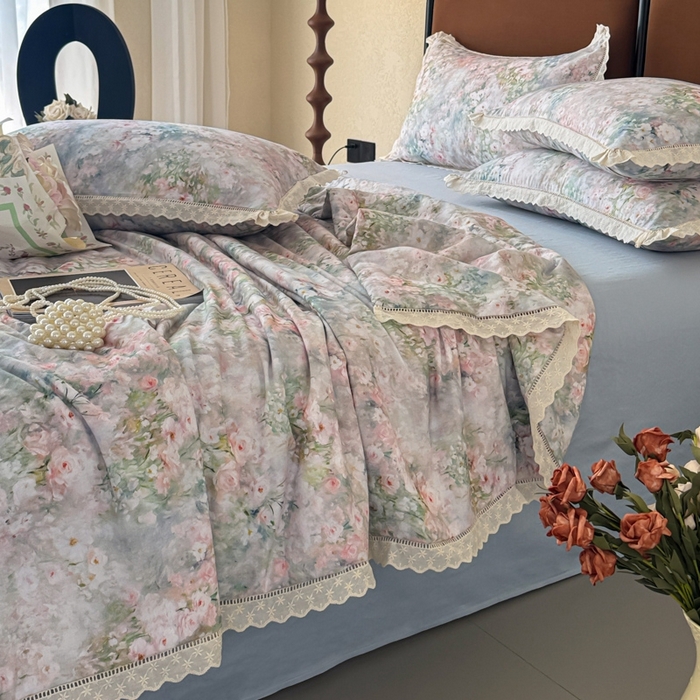 91家纺网 家纺一手货源 找家纺 眠博士2025新款双层纱印花法式花边夏被  夏被-烟雨江南（蓝）