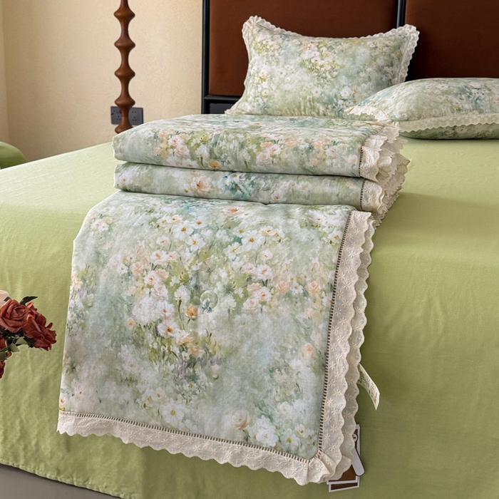 91家纺网 家纺一手货源 找家纺 眠博士2025新款双层纱印花法式花边夏被  夏被-烟雨江南（绿）