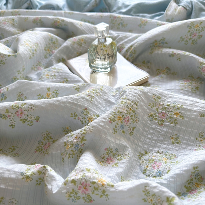 91家纺网 家纺一手货源 找家纺 王朝国际 2026新款直播热款有氧双层纱碎花夏被四件套 兰亭