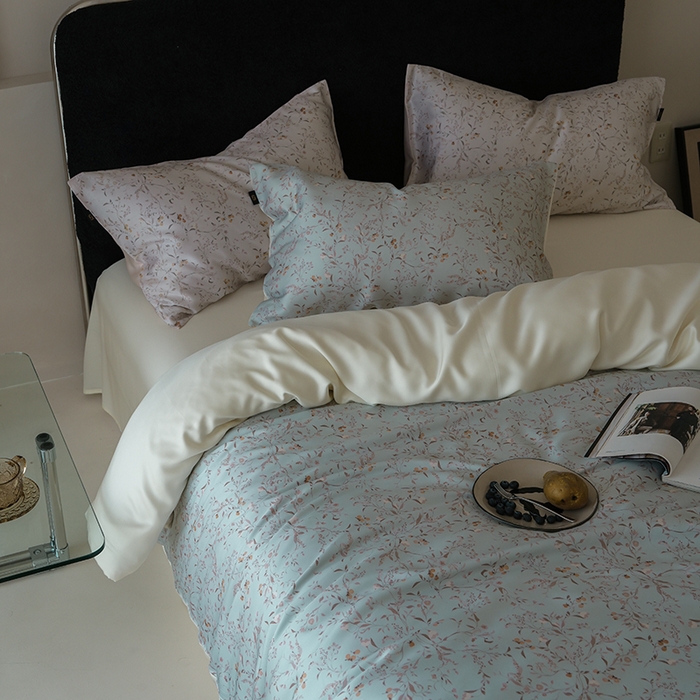 91家纺网 家纺一手货源 找家纺 咏绒家纺工厂店 2025新款A类奥地利进口天丝轻奢花卉款四件套系列 慕莎绿-风格二