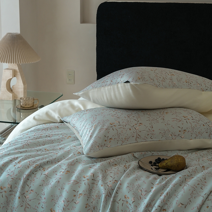 91家纺网 家纺一手货源 找家纺 咏绒家纺工厂店 2025新款A类奥地利进口天丝轻奢花卉款四件套系列 慕莎绿-风格二