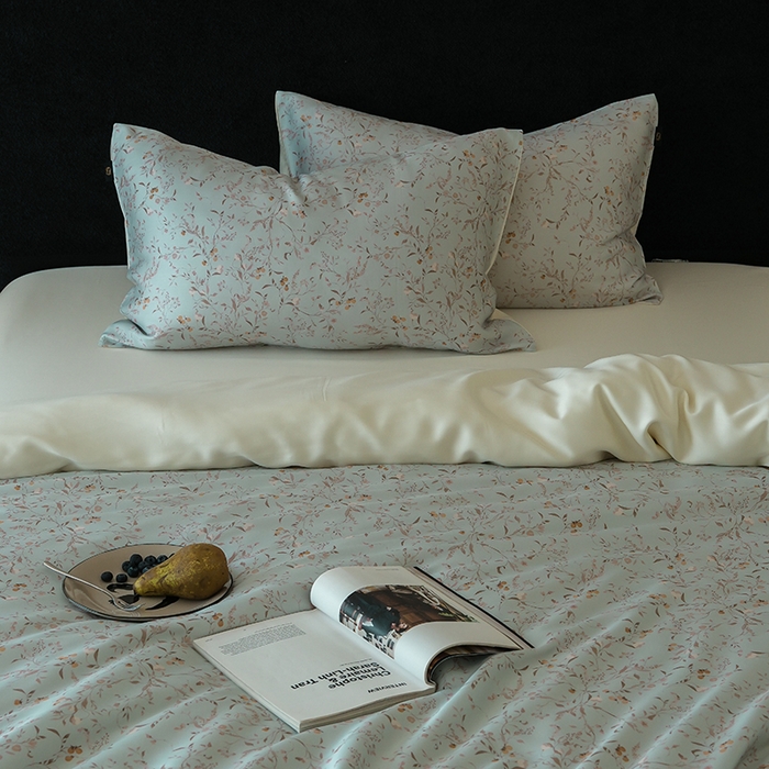 91家纺网 家纺一手货源 找家纺 咏绒家纺工厂店 2025新款A类奥地利进口天丝轻奢花卉款四件套系列 慕莎绿-风格二