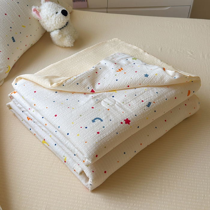 91家纺网 家纺一手货源 找家纺 王朝国际 2025新款直播热款有氧双层纱碎花夏被四件套 奶油派