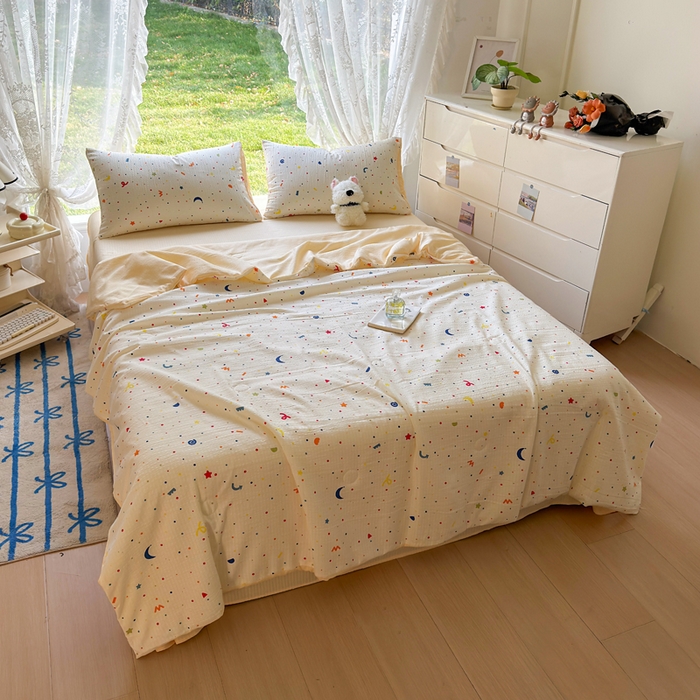 91家纺网 家纺一手货源 找家纺 王朝国际 2025新款直播热款有氧双层纱碎花夏被四件套 奶油派