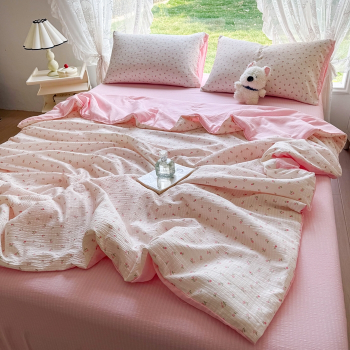 91家纺网 家纺一手货源 找家纺 王朝国际 2025新款直播热款有氧双层纱碎花夏被四件套 七里香