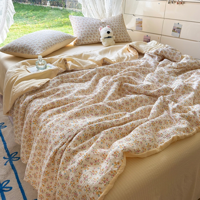 91家纺网 家纺一手货源 找家纺 王朝国际 2025新款直播热款有氧双层纱碎花夏被四件套 月光女神