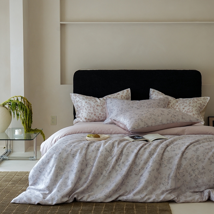 91家纺网 家纺一手货源 找家纺 咏绒家纺工厂店 2025新款A类奥地利进口天丝轻奢花卉款四件套系列 星芙灰-风格二