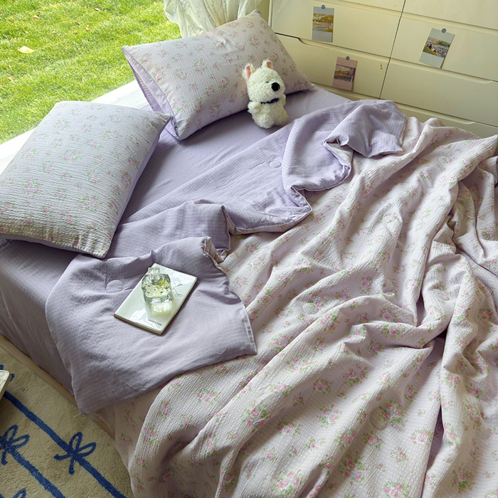 91家纺网 家纺一手货源 找家纺 王朝国际 2025新款直播热款有氧双层纱碎花夏被四件套 紫陌