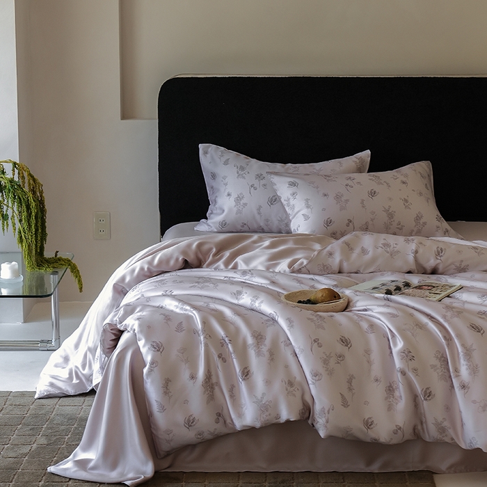 91家纺网 家纺一手货源 找家纺 咏绒家纺工厂店 2025新款A类奥地利进口天丝轻奢花卉款四件套系列 知晓玉-风格二