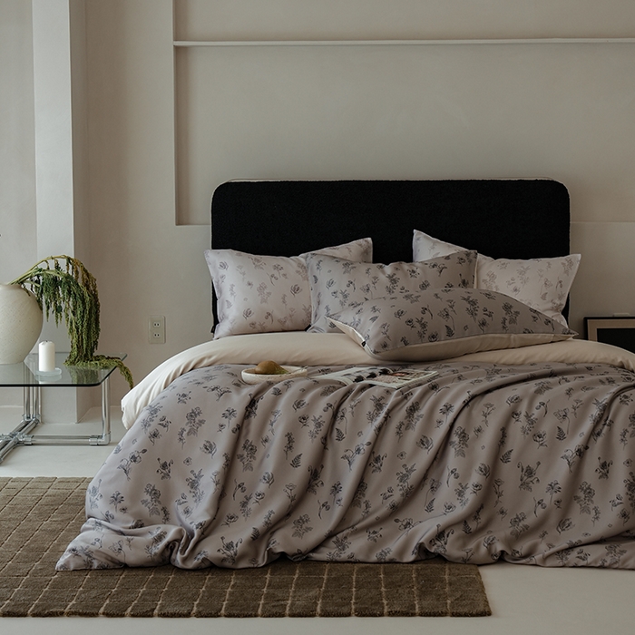 91家纺网 家纺一手货源 找家纺 咏绒家纺工厂店 2025新款A类奥地利进口天丝轻奢花卉款四件套系列 知晓棕-风格二