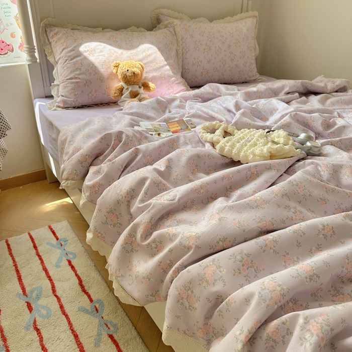 91家纺网 家纺一手货源 找家纺 轻奢坊 2025新款漏空花边水洗棉夏被四件套 紫雾