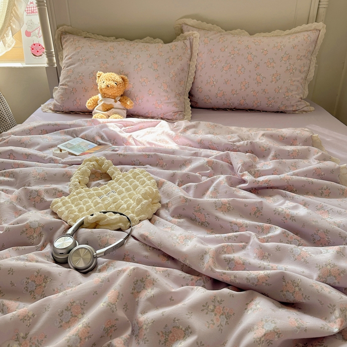 91家纺网 家纺一手货源 找家纺 轻奢坊 2025新款漏空花边水洗棉夏被四件套 紫雾