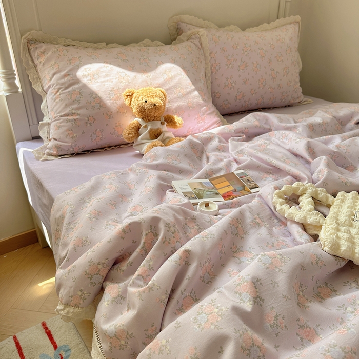 91家纺网 家纺一手货源 找家纺 轻奢坊 2025新款漏空花边水洗棉夏被四件套 紫雾