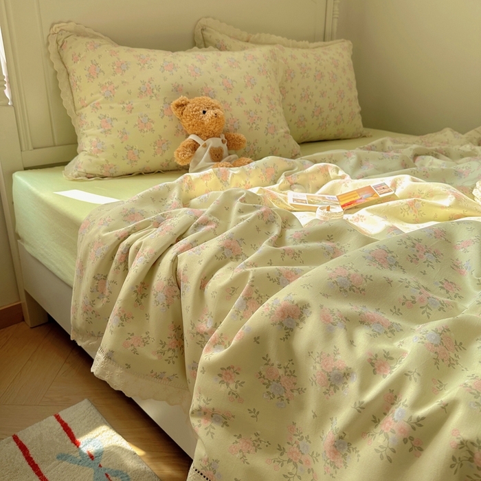 91家纺网 家纺一手货源 找家纺 （总）轻奢坊 2025新款漏空花边水洗棉夏被四件套