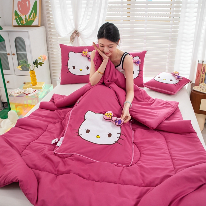 91家纺网 家纺一手货源 找家纺 （总）照世家纺 2025春夏新款三丽鸥立体款抱枕被