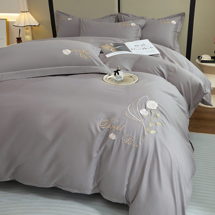 91家纺网 家纺一手货源 找家纺 晶缦家纺 2025新款纯棉喷气全棉13376刺绣四件套 梦境幽兰-高级灰