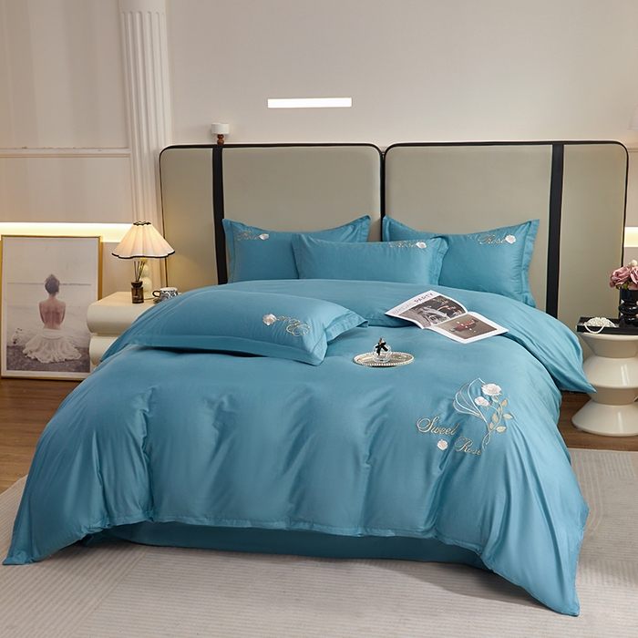 91家纺网 家纺一手货源 找家纺 晶缦家纺 2025新款纯棉喷气全棉13376刺绣四件套 梦境幽兰-湖蓝