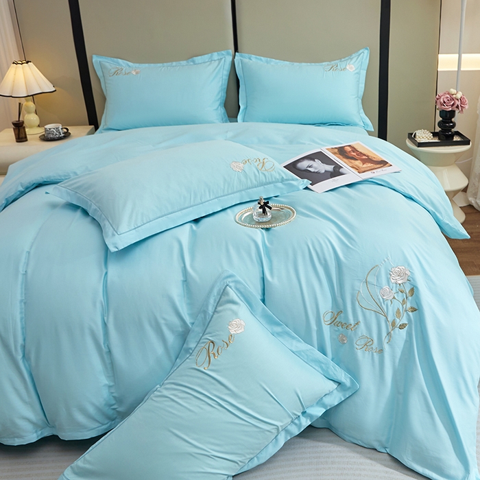 91家纺网 家纺一手货源 找家纺 晶缦家纺 2025新款纯棉喷气全棉13376刺绣四件套 梦境幽兰-天空蓝