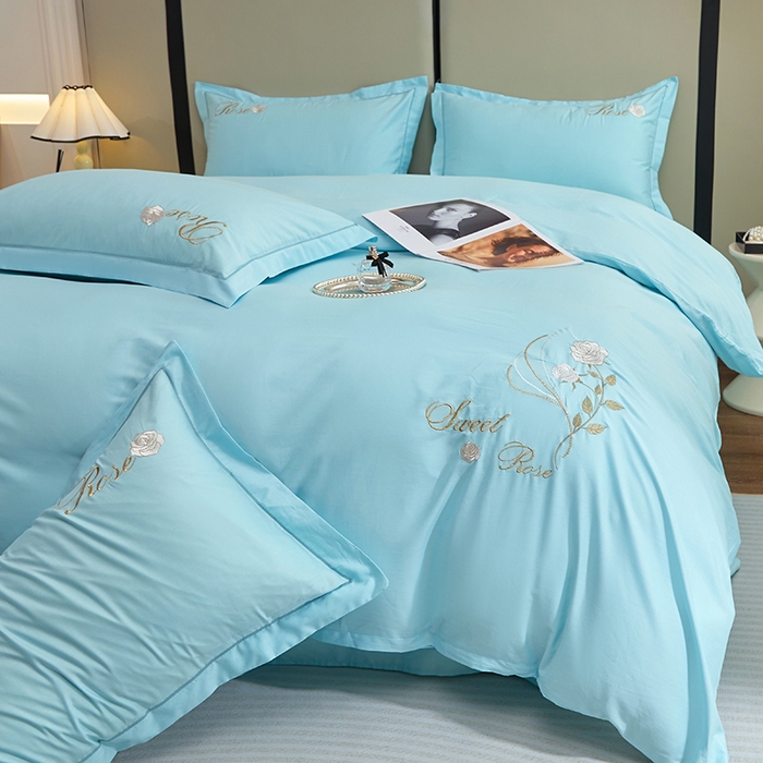 91家纺网 家纺一手货源 找家纺 晶缦家纺 2025新款纯棉喷气全棉13376刺绣四件套 梦境幽兰-天空蓝