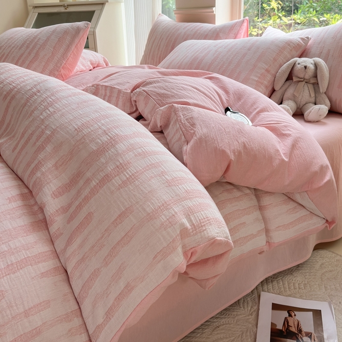 91家纺网 家纺一手货源 找家纺 （总）菡宝 2025新款a类母婴级全棉色织三层纱提花被套纯棉被罩四件套支持定做定制尺寸