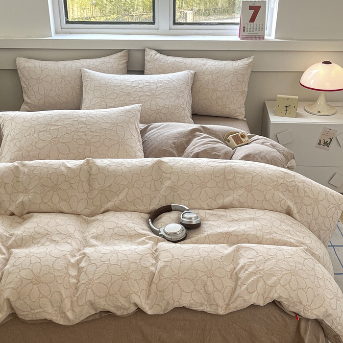 91家纺网 家纺一手货源 找家纺 （总）菡宝 2025新款a类母婴级全棉色织三层纱提花被套纯棉被罩四件套支持定做定制尺寸