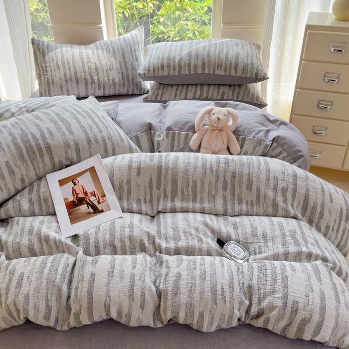 91家纺网 家纺一手货源 找家纺 菡宝 2025新款a类母婴级全棉色织三层纱提花被套纯棉被罩四件套支持定做定制尺寸 艾瑞-灰