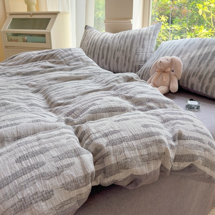 91家纺网 家纺一手货源 找家纺 菡宝 2025新款a类母婴级全棉色织三层纱提花被套纯棉被罩四件套支持定做定制尺寸 艾瑞-灰