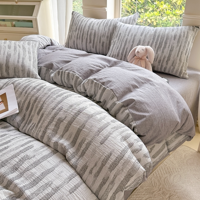 91家纺网 家纺一手货源 找家纺 菡宝 2025新款a类母婴级全棉色织三层纱提花被套纯棉被罩四件套支持定做定制尺寸 艾瑞-灰