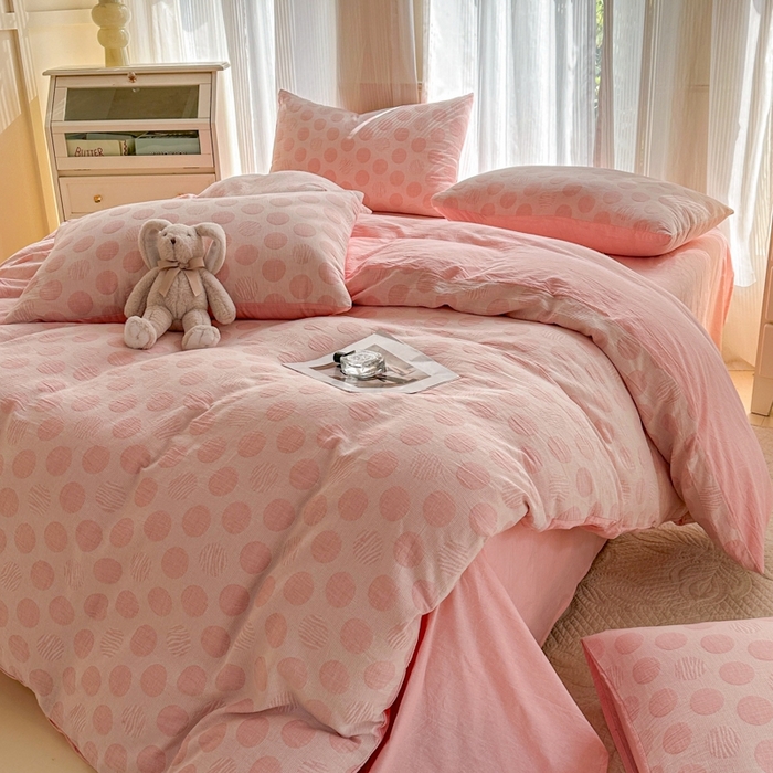 91家纺网 家纺一手货源 找家纺 菡宝 2025新款a类母婴级全棉色织三层纱提花被套纯棉被罩四件套支持定做定制尺寸 波点-粉