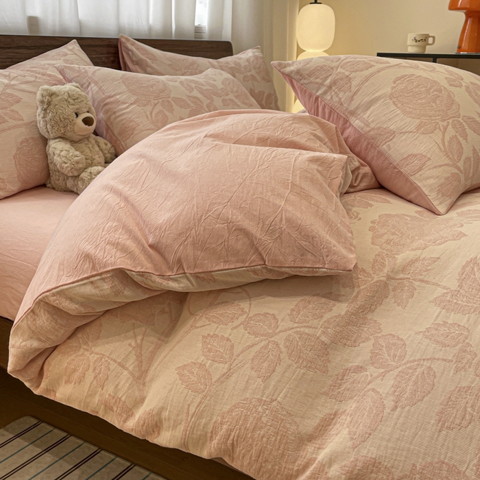 91家纺网 家纺一手货源 找家纺 菡宝 2025新款a类母婴级全棉色织三层纱提花被套纯棉被罩四件套支持定做定制尺寸 花想容-粉