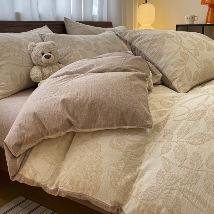 91家纺网 家纺一手货源 找家纺 菡宝 2025新款a类母婴级全棉色织三层纱提花被套纯棉被罩四件套支持定做定制尺寸 花想容-米咖