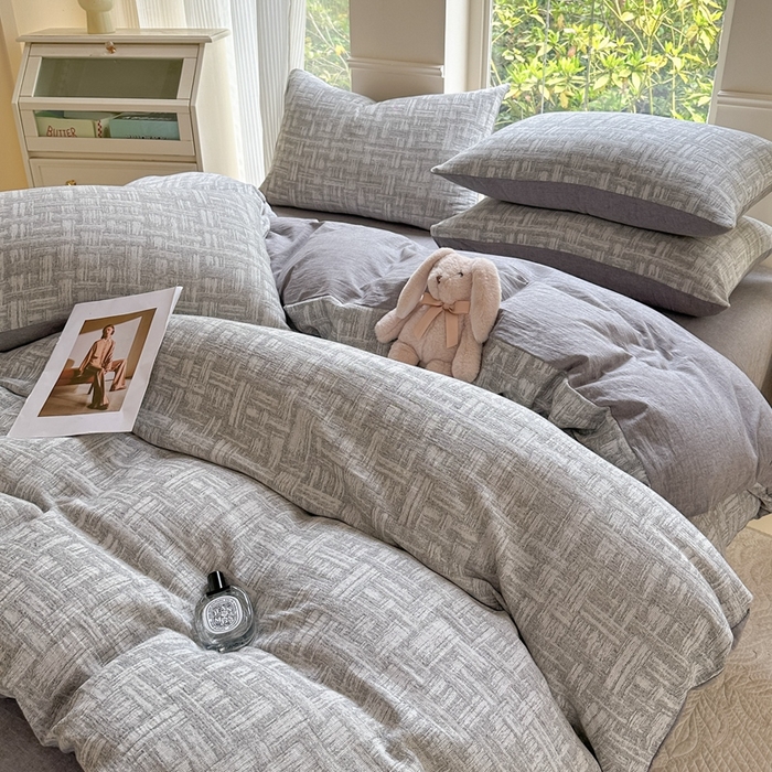 91家纺网 家纺一手货源 找家纺 菡宝 2025新款a类母婴级全棉色织三层纱提花被套纯棉被罩四件套支持定做定制尺寸 米亚-灰