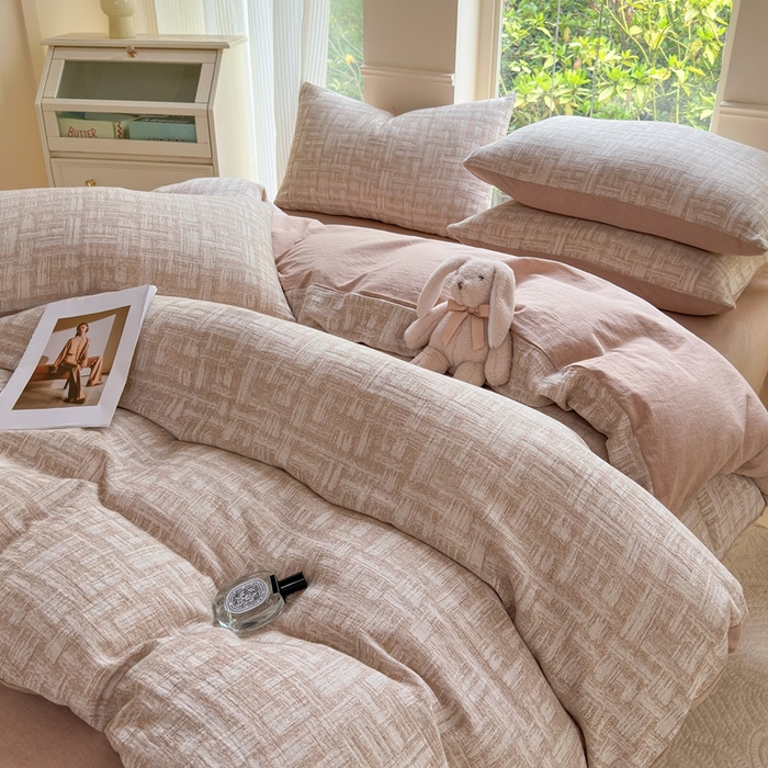 91家纺网 家纺一手货源 找家纺 菡宝 2025新款a类母婴级全棉色织三层纱提花被套纯棉被罩四件套支持定做定制尺寸 米亚-卡其