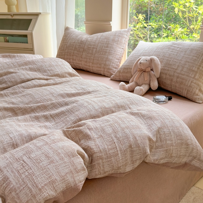 91家纺网 家纺一手货源 找家纺 菡宝 2025新款a类母婴级全棉色织三层纱提花被套纯棉被罩四件套支持定做定制尺寸 米亚-卡其