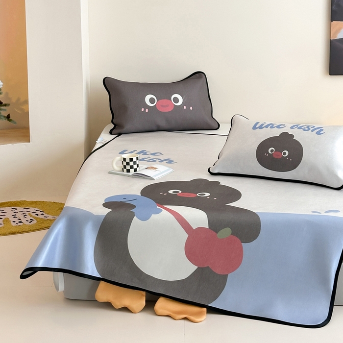 91家纺网 家纺一手货源 找家纺 澳萝拉 2025新款异形冰藤席数码印花系列席子凉席-风格二 企鹅波波（床席款）