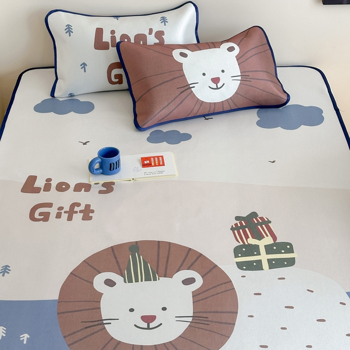 91家纺网 家纺一手货源 找家纺 澳萝拉 2025新款异形冰藤席数码印花系列席子凉席-风格二 狮狮如意（床席款）