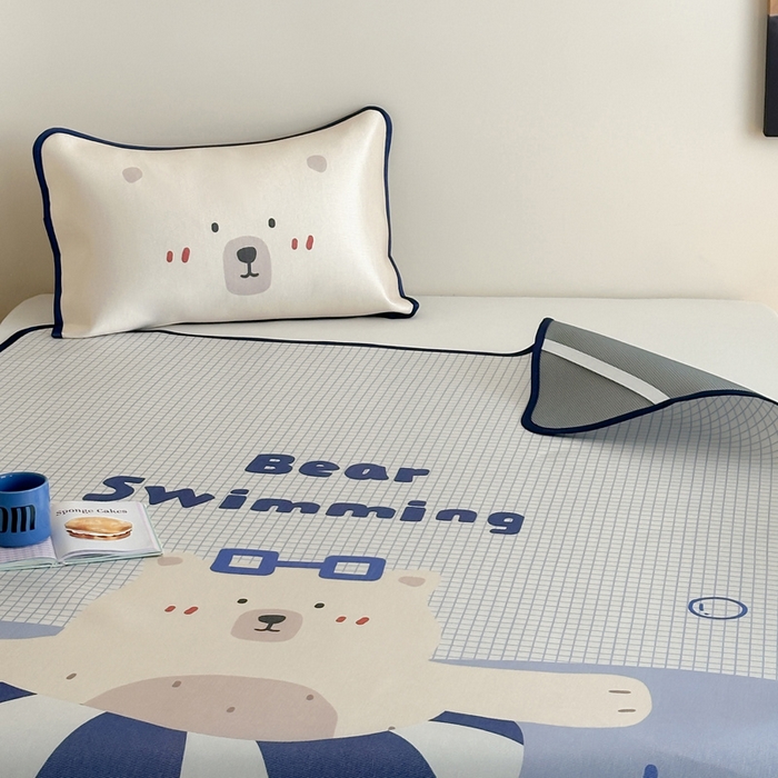 91家纺网 家纺一手货源 找家纺 澳萝拉 2025新款异形冰藤席数码印花系列席子凉席-风格二 熊熊乐园（床席款）