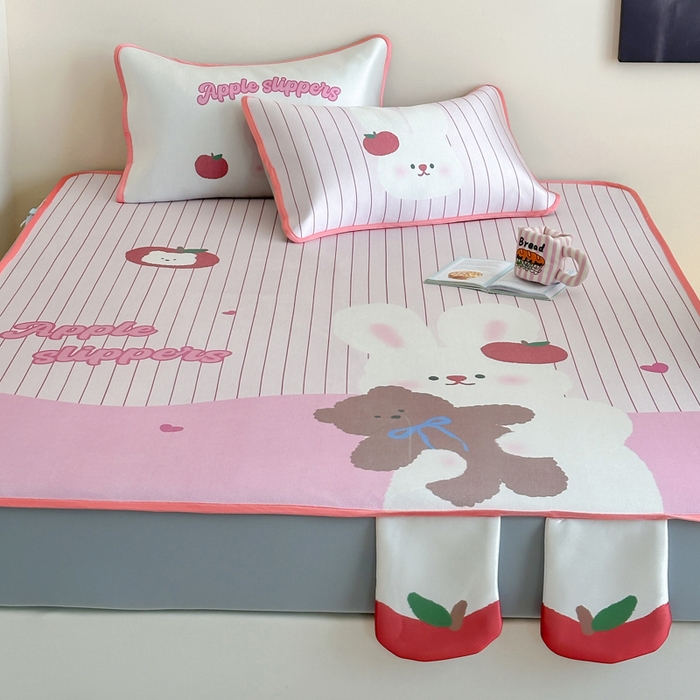 91家纺网 家纺一手货源 找家纺 澳萝拉 2025新款异形冰藤席数码印花系列席子凉席-风格二 棉花糖兔兔（床笠款）