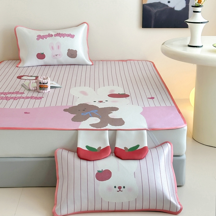 91家纺网 家纺一手货源 找家纺 澳萝拉 2025新款异形冰藤席数码印花系列席子凉席-风格二 棉花糖兔兔（床席款）