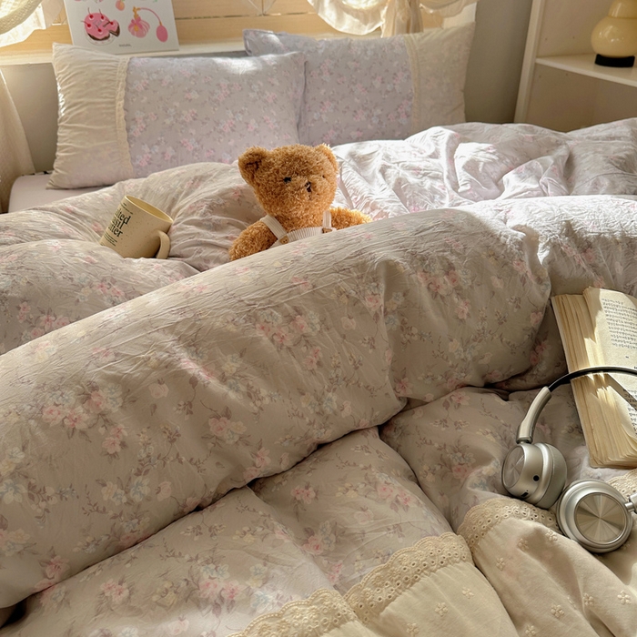 91家纺网 家纺一手货源 找家纺 桃心家居 2025新款云感水洗棉蕾丝花边四件套 水洗棉花边-蕾丝花境