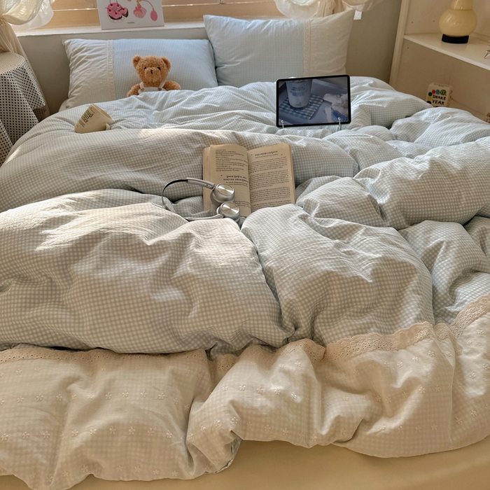 91家纺网 家纺一手货源 找家纺 桃心家居 2025新款云感水洗棉蕾丝花边四件套 水洗棉花边-蕾丝蓝格布丁