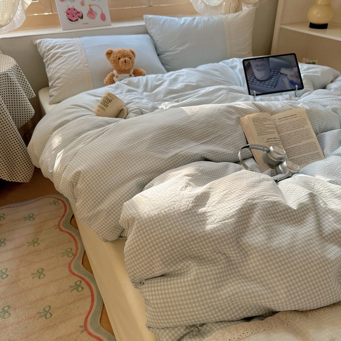 91家纺网 家纺一手货源 找家纺 桃心家居 2025新款云感水洗棉蕾丝花边四件套 水洗棉花边-蕾丝蓝格布丁