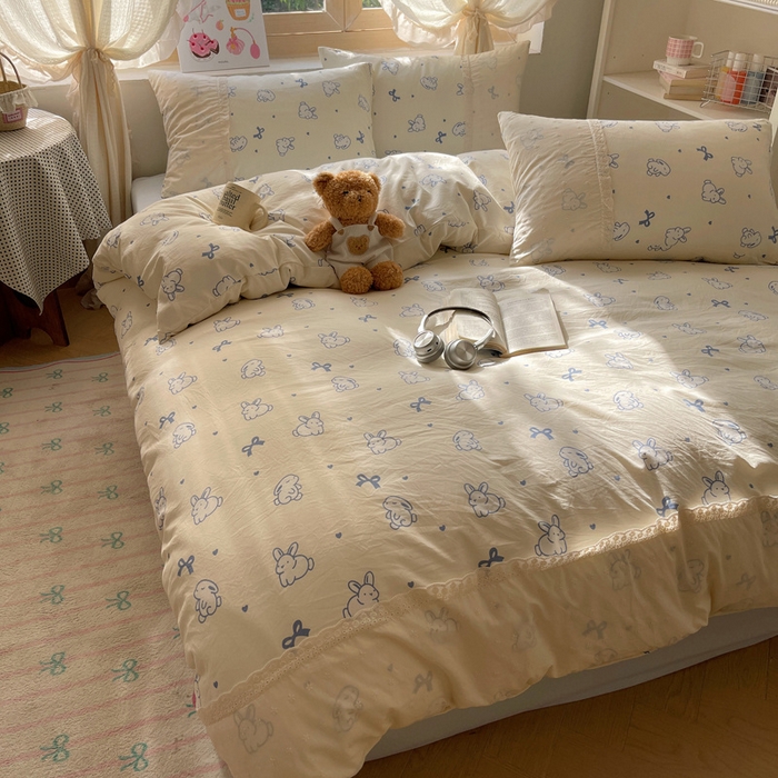 91家纺网 家纺一手货源 找家纺 桃心家居 2025新款云感水洗棉蕾丝花边四件套 水洗棉花边-蕾丝蓝小兔