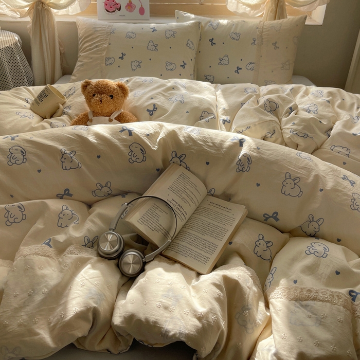 91家纺网 家纺一手货源 找家纺 桃心家居 2025新款云感水洗棉蕾丝花边四件套 水洗棉花边-蕾丝蓝小兔