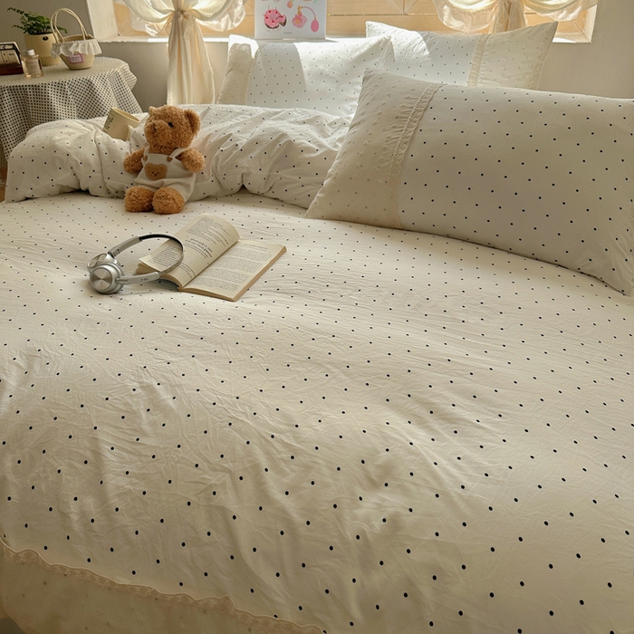 91家纺网 家纺一手货源 找家纺 桃心家居 2025新款云感水洗棉蕾丝花边四件套 水洗棉花边-蕾丝奶白清蓝