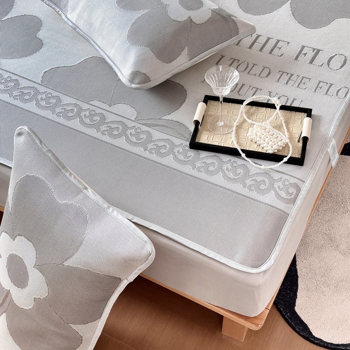 91家纺网 家纺一手货源 找家纺 乐居家纺 2025新款A类碳光抗菌凉感可水洗冰丝凉席席子床笠款 冰花-灰