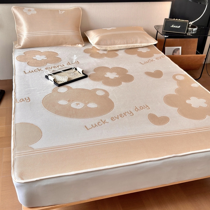 91家纺网 家纺一手货源 找家纺 乐居家纺 2025新款A类碳光抗菌凉感可水洗冰丝凉席席子床笠款 冰丝小熊-咖