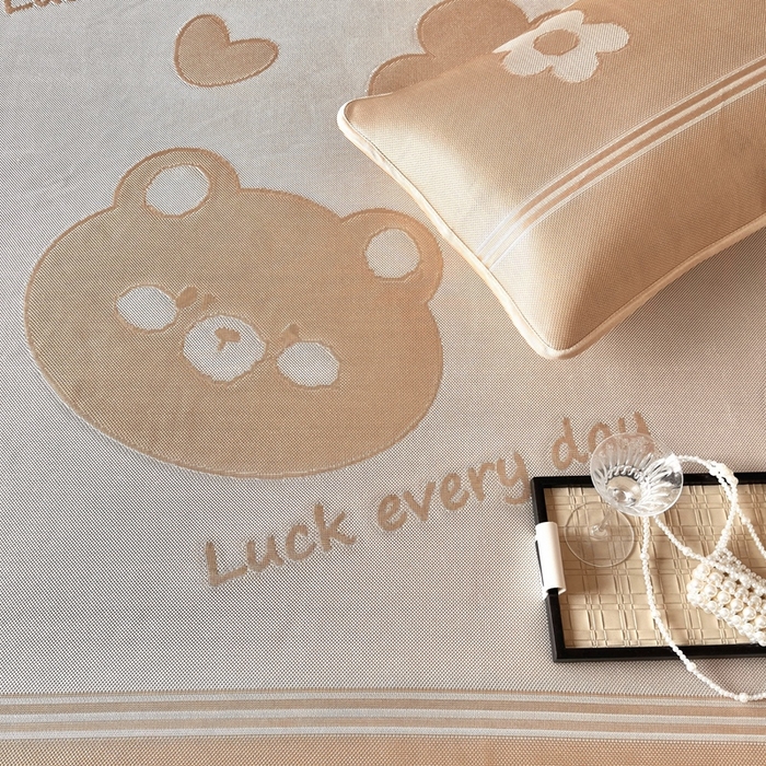 91家纺网 家纺一手货源 找家纺 乐居家纺 2025新款A类碳光抗菌凉感可水洗冰丝凉席席子床笠款 冰丝小熊-咖